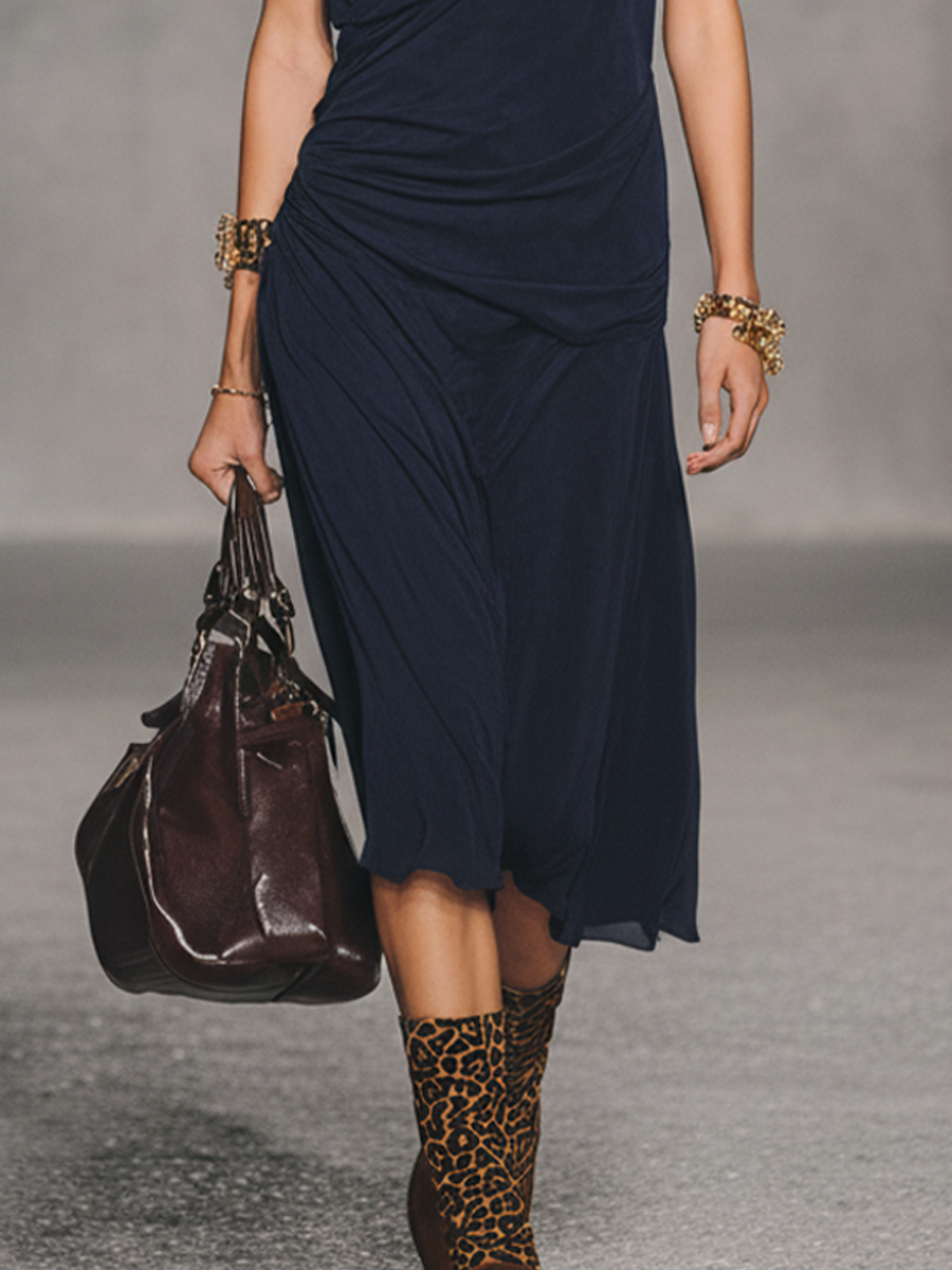 Women's Simple Navy Blue Chiffon V-Neck Pleated Sleeveless Midi Dress MDZ1510D9GMJ