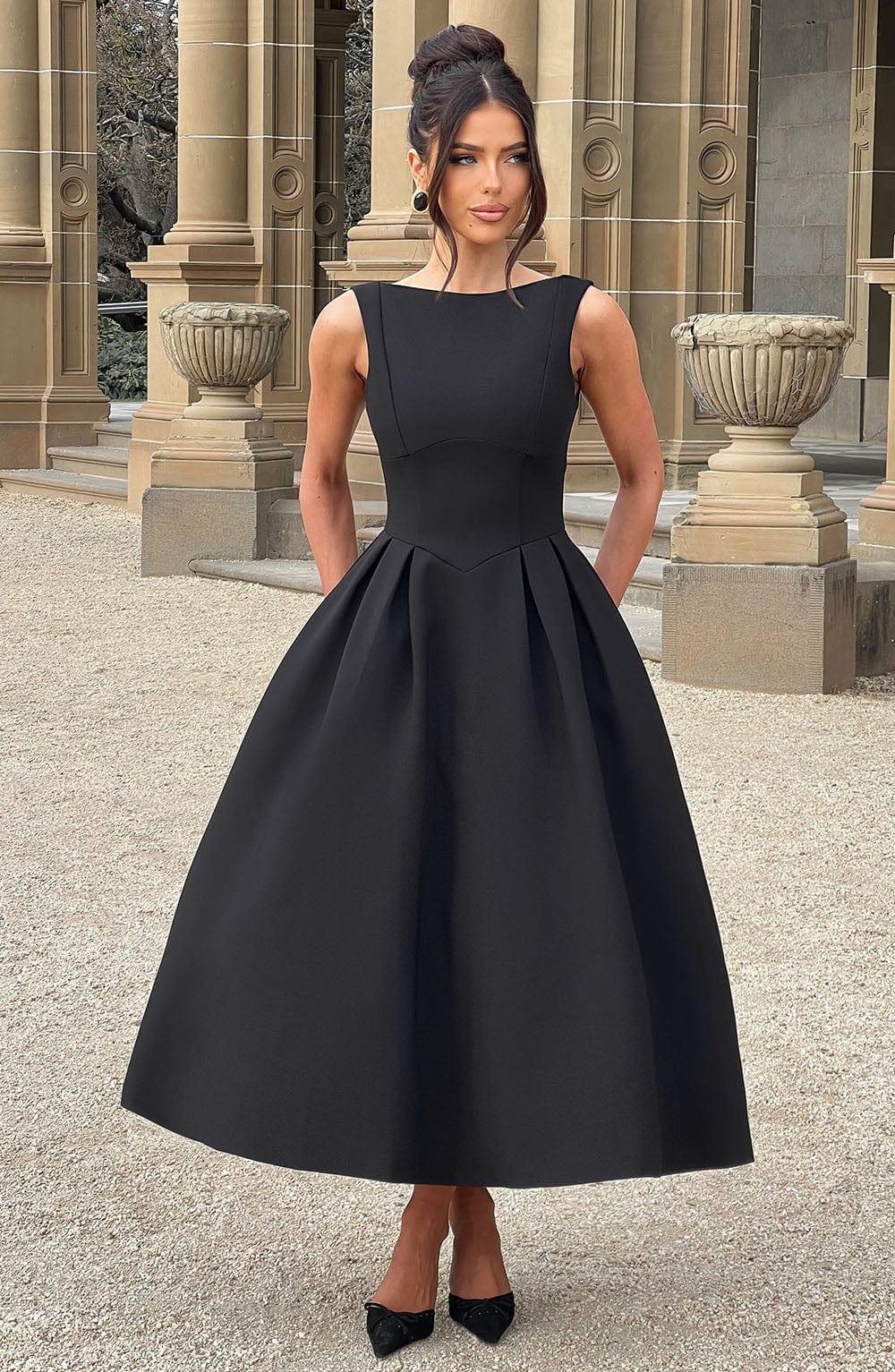 Lisa Midi Dress - Black