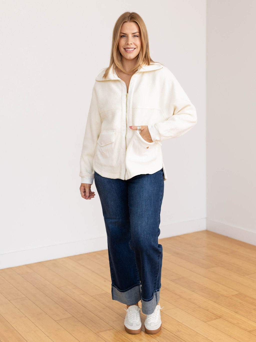 Women's Jacket | Zip Front Textured Collar