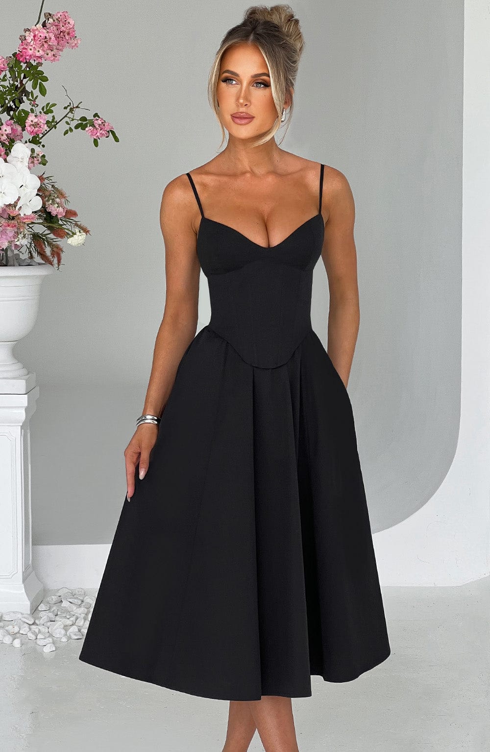 Rosie Midi Dress - Black